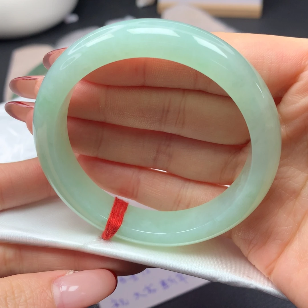 翡翠手镯未镶嵌56正圈