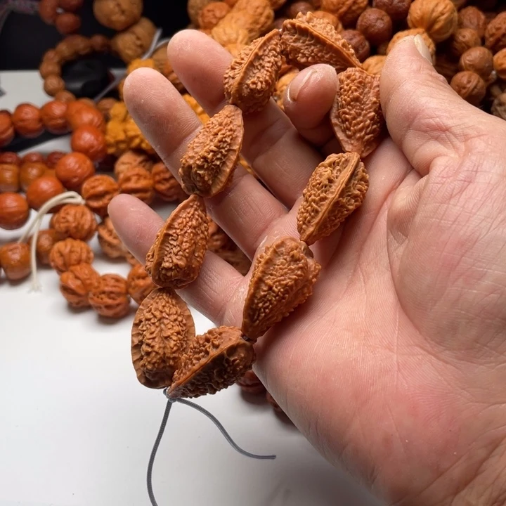 手串文玩核桃小核桃龙鳞绣花鞋