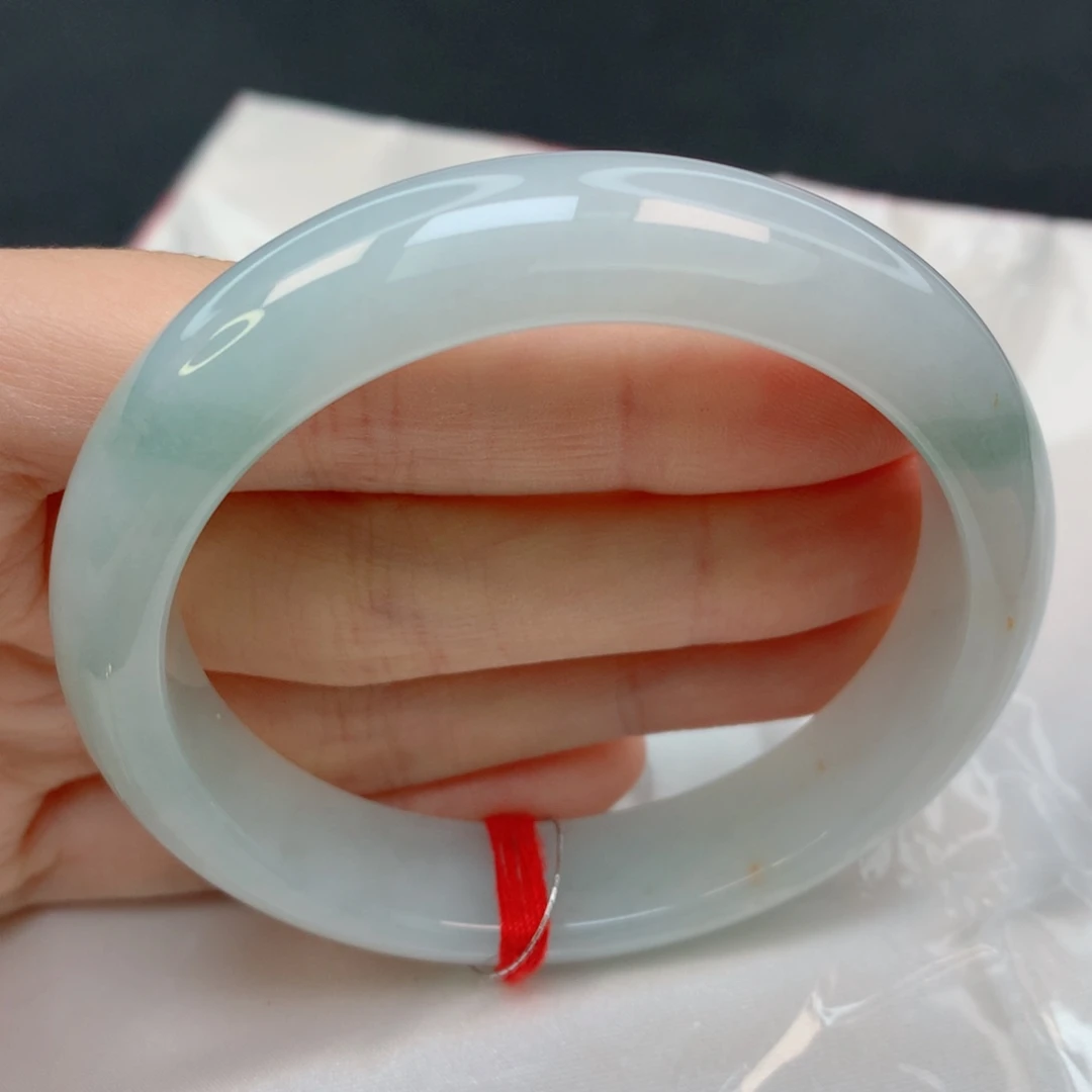 未镶嵌手镯翡翠56正圈，胶润细腻，完整，023