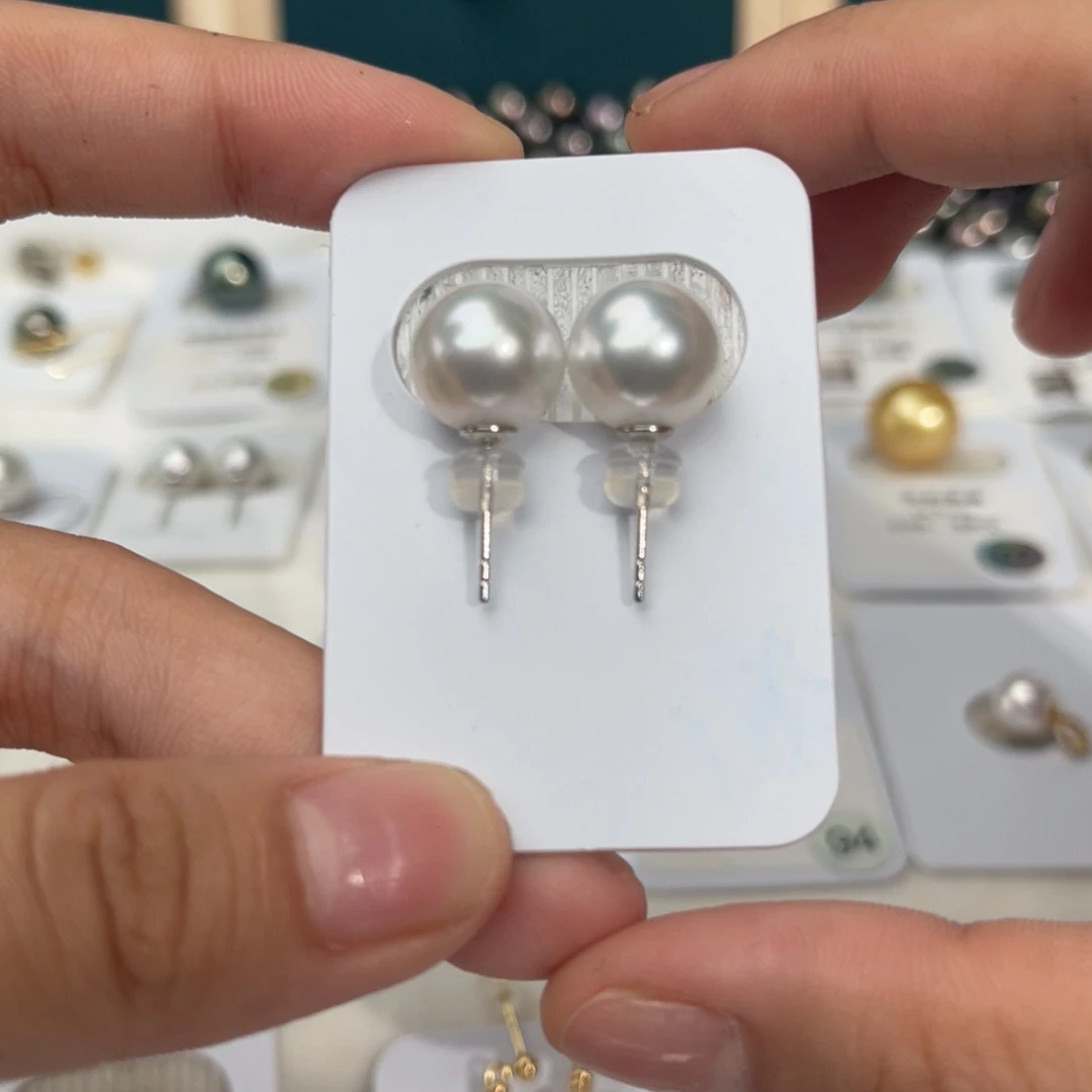 18K金镶嵌海水珍珠澳白10-11mm