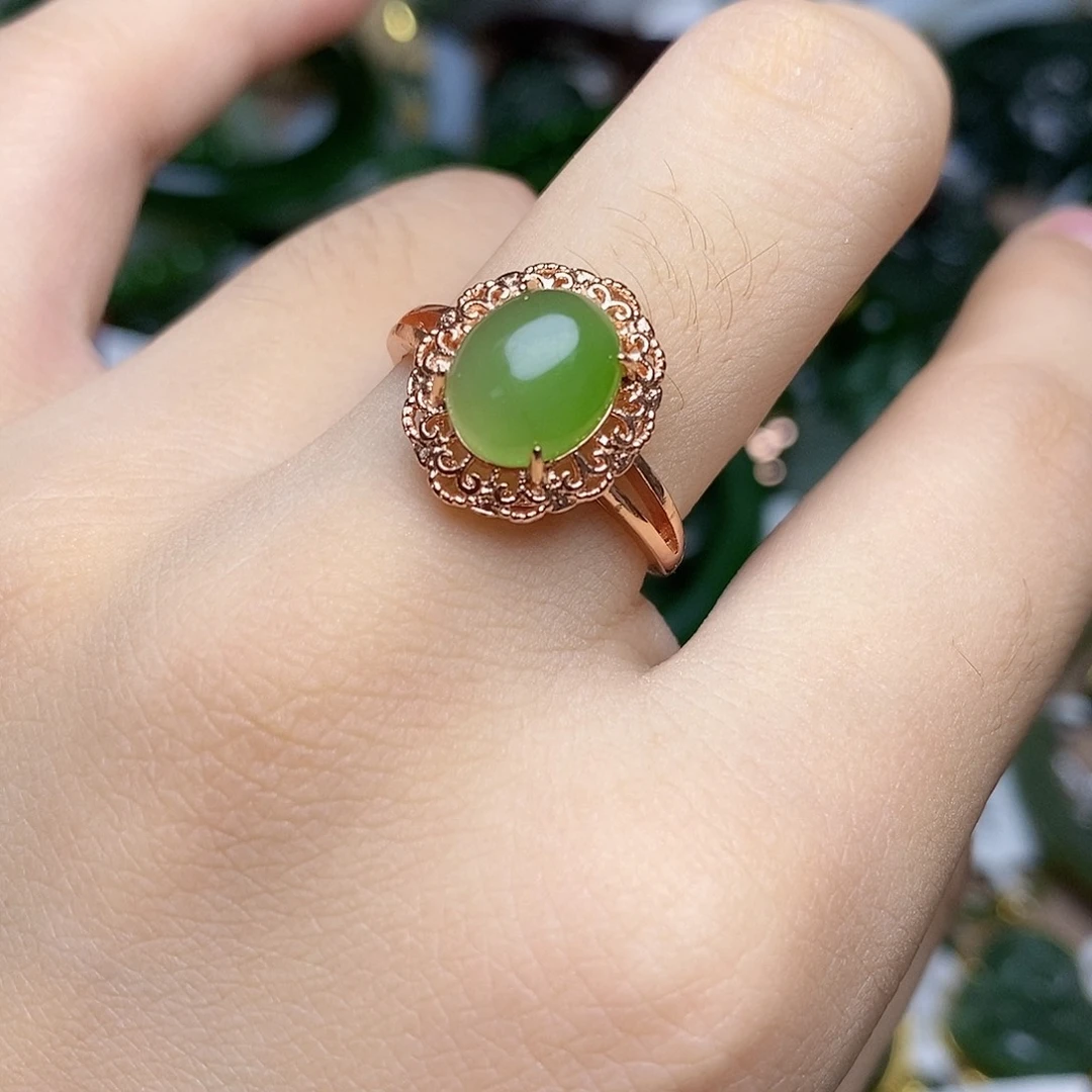 和田玉（碧玉）戒指钛钢多样性发货。