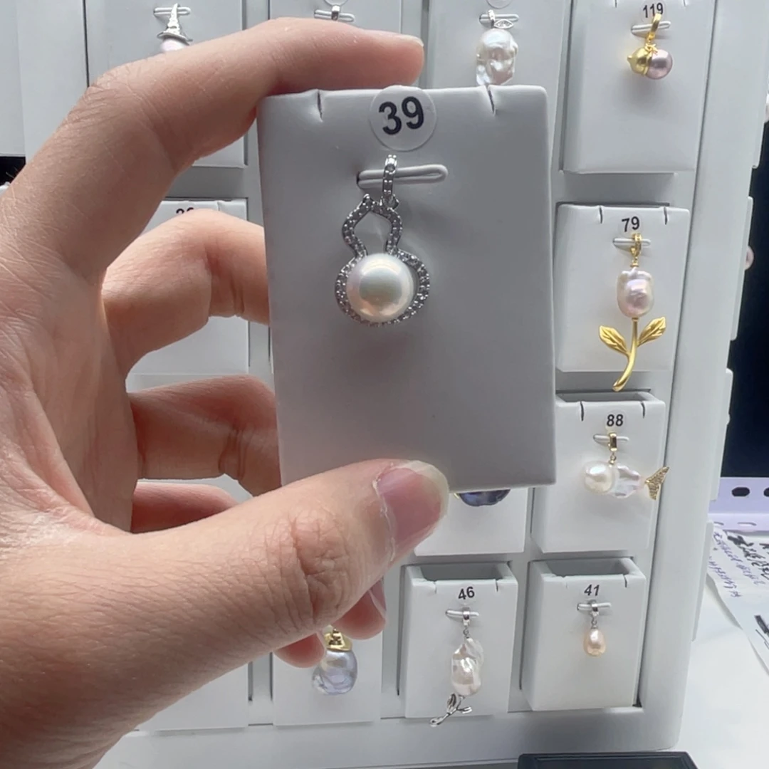 淡水珍珠合金颈饰