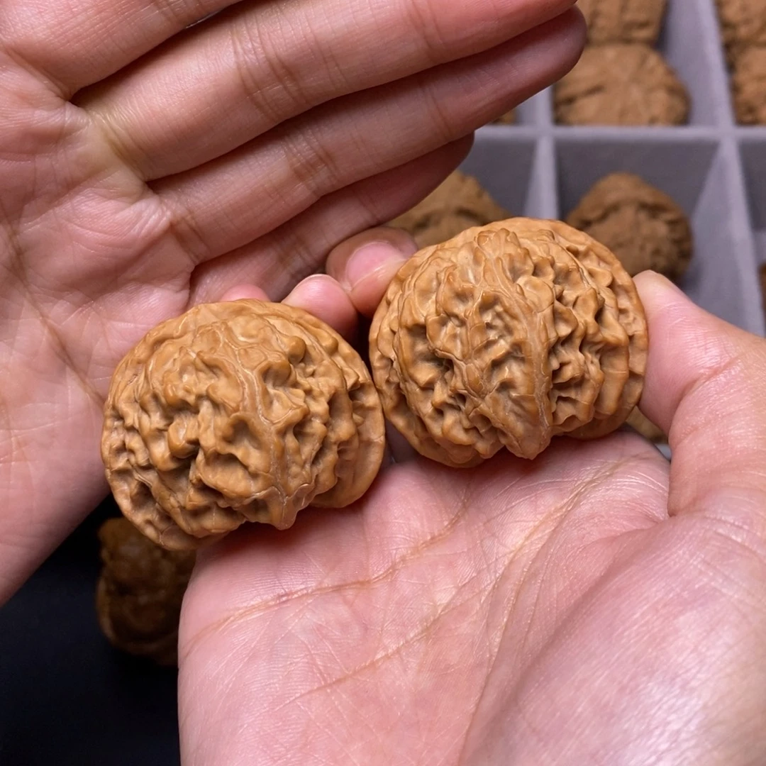 ****ᕗ文玩核桃吊坠40苹果园