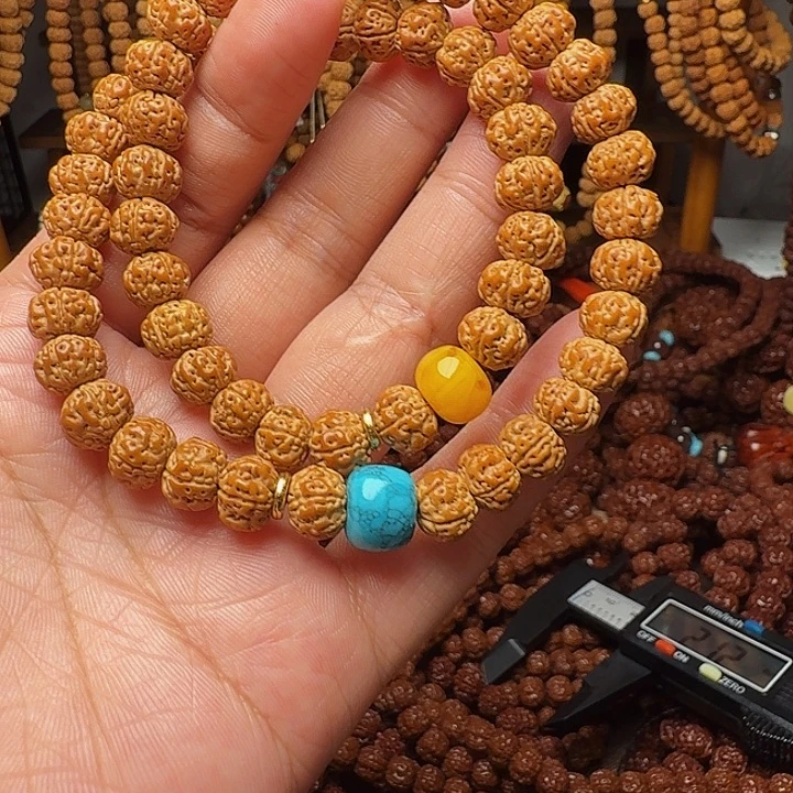 金刚菩提吊坠8mm双圈手持