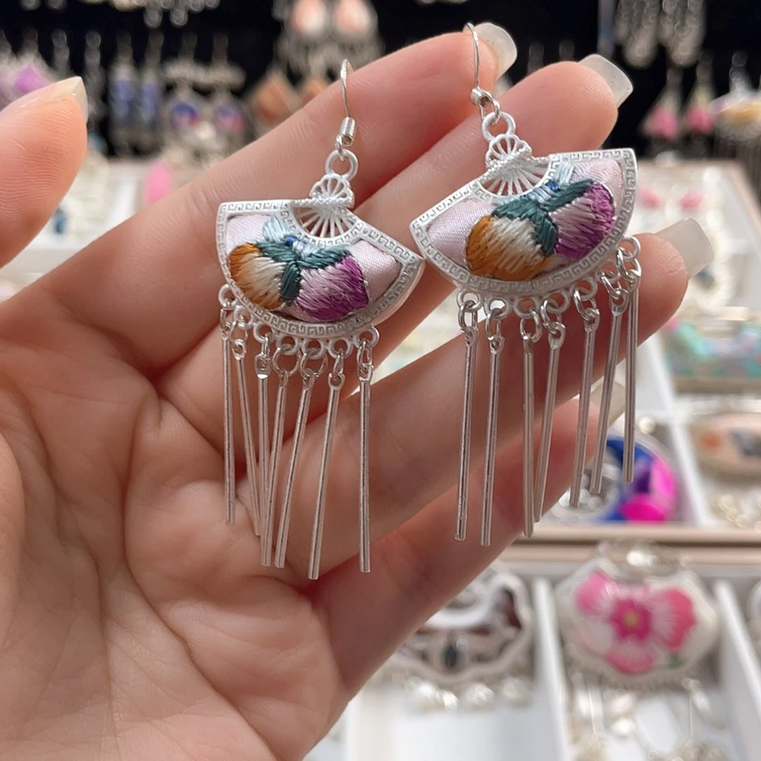 织绣非遗刺绣饰品