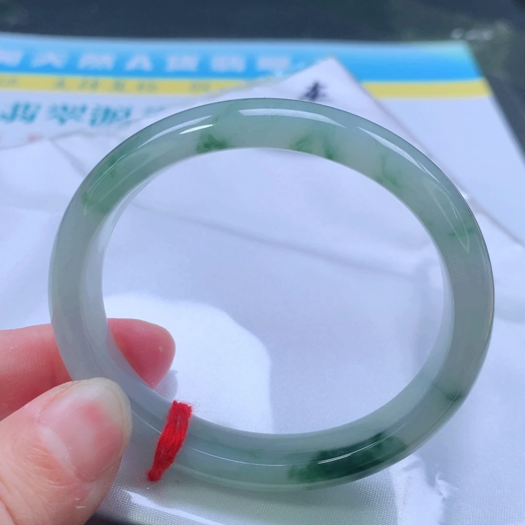 翡翠手镯（贵妃镯）未镶嵌0678号