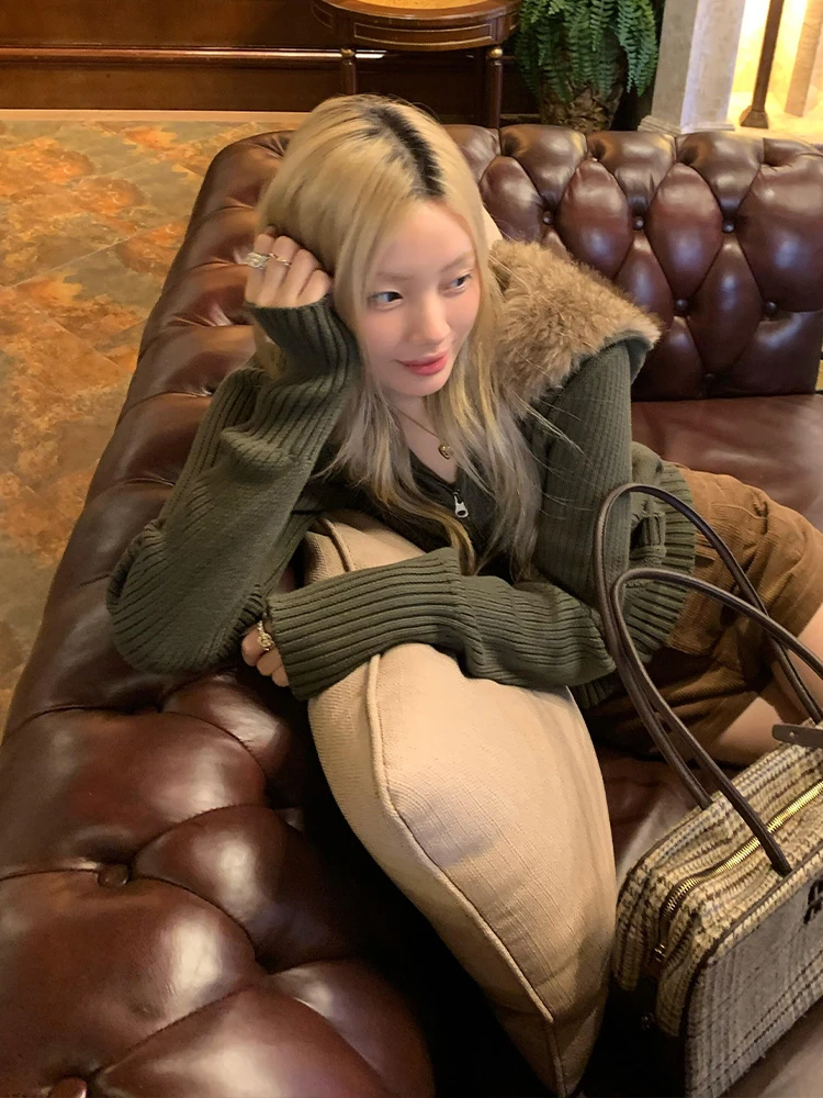 连帽毛领绞花毛衣外套女秋季小个子显瘦气质短款拉链针织开衫上衣