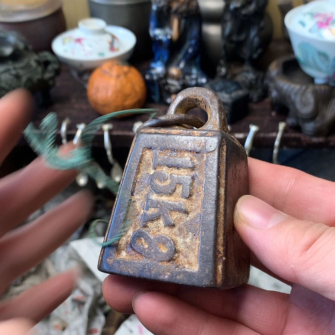 紫砂财神到家越过越发恭喜发财