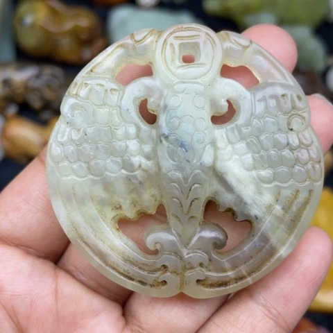 蛇纹石玉未镶嵌颈饰70