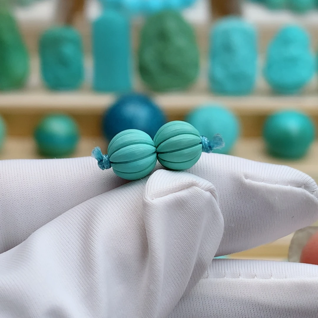 绿松石未镶嵌挂件