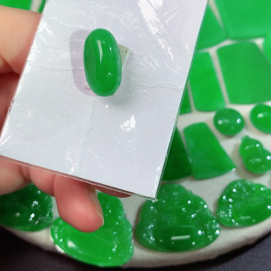 颈饰未镶嵌翡翠天然翡翠