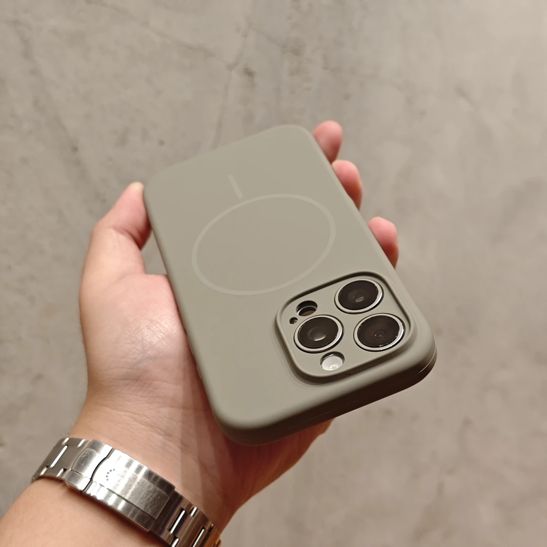 带AI键液态硅胶适用苹果17手机壳iPhone16Promax简约15磁吸14软壳