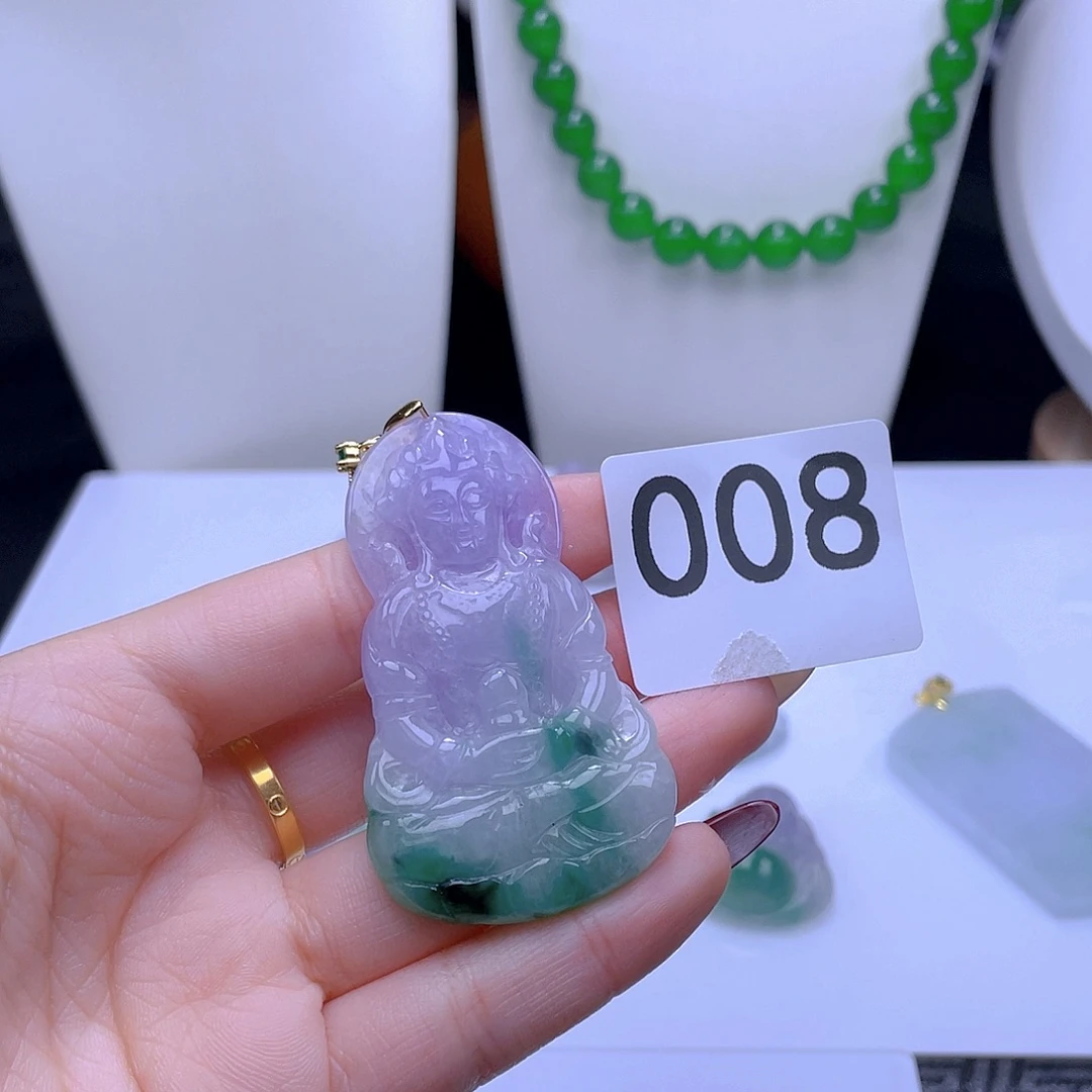 翡翠吊坠(赠链)未镶嵌