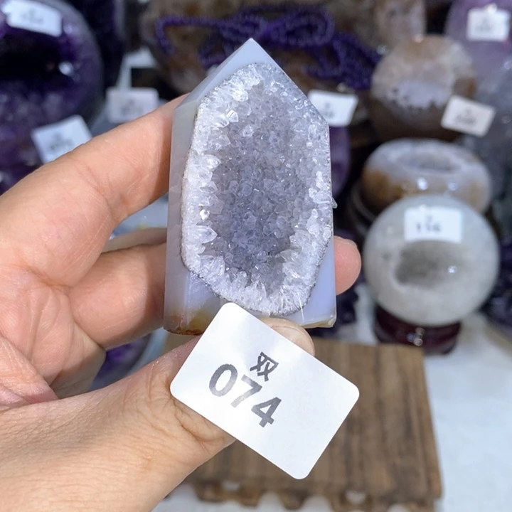 未镶嵌水晶大型摆件（非配饰）