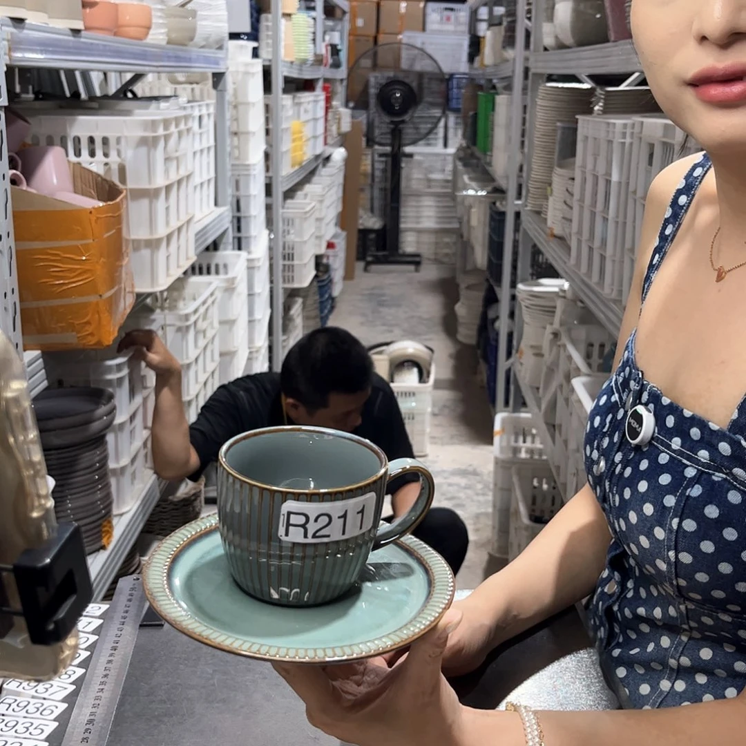 瓷片211           4杯4碟