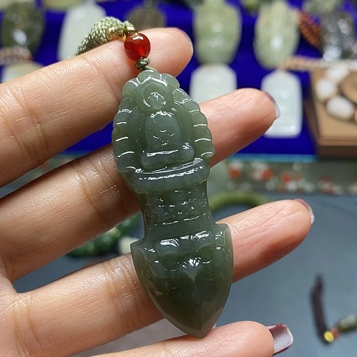 和田玉未镶嵌挂件