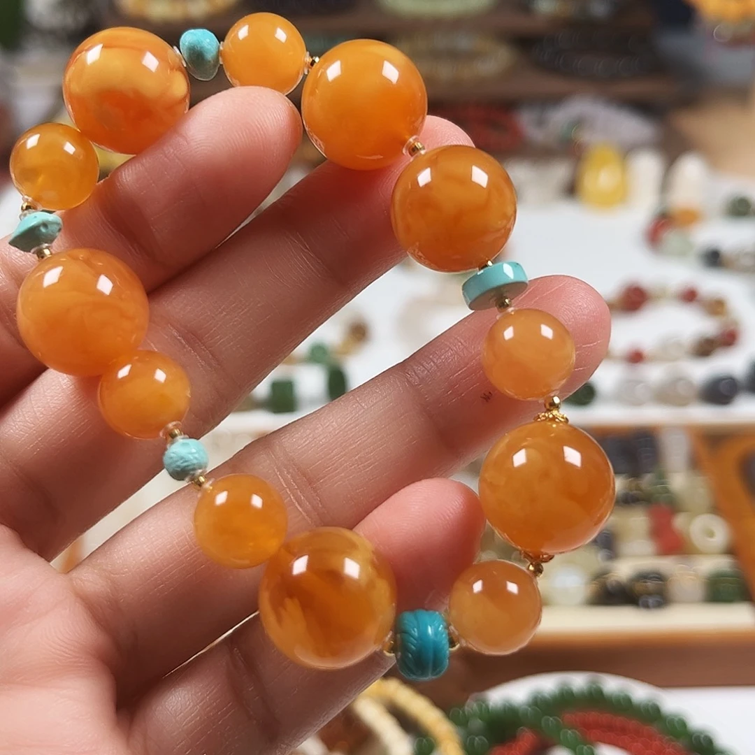 蜜蜡18K金镶嵌手镯