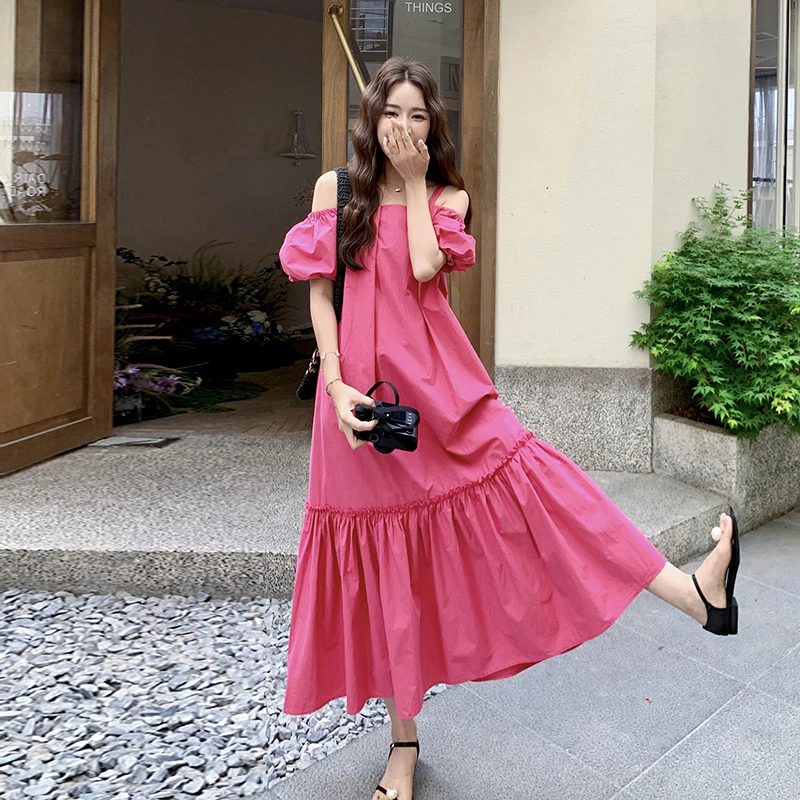 海边度假风连衣裙女夏2025新款法式粉色吊带长裙一字肩温柔风裙子