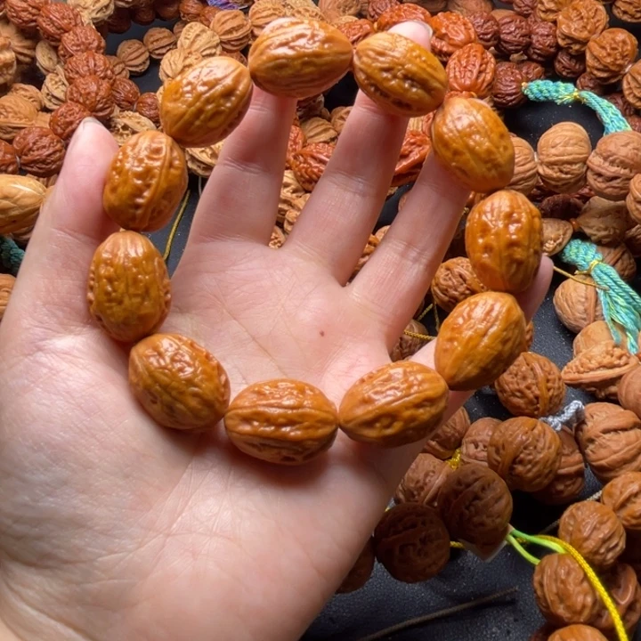 张***平文玩核桃手串小黄枣