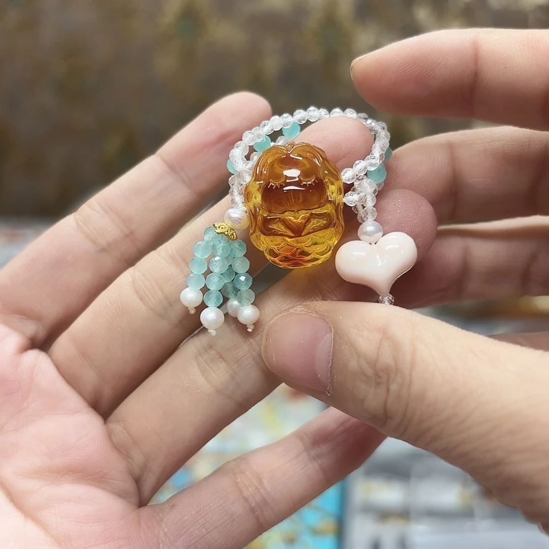 未镶嵌颈饰琥珀琥珀