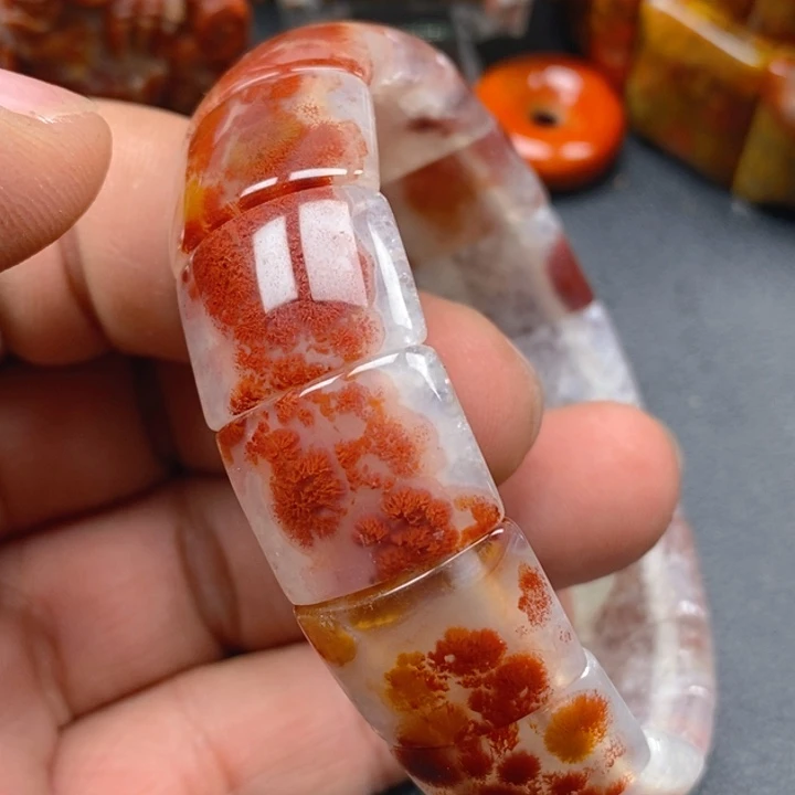 玛瑙/玉髓颈饰未镶嵌大**头