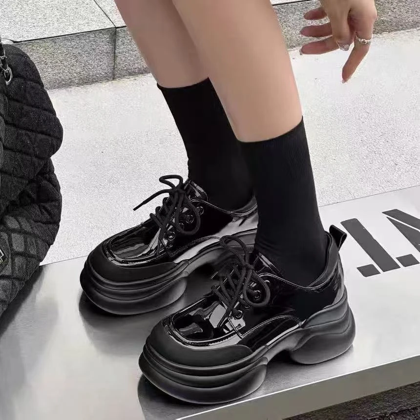 C4701 黑色  时尚粗跟圆头系带深口女士乐福鞋