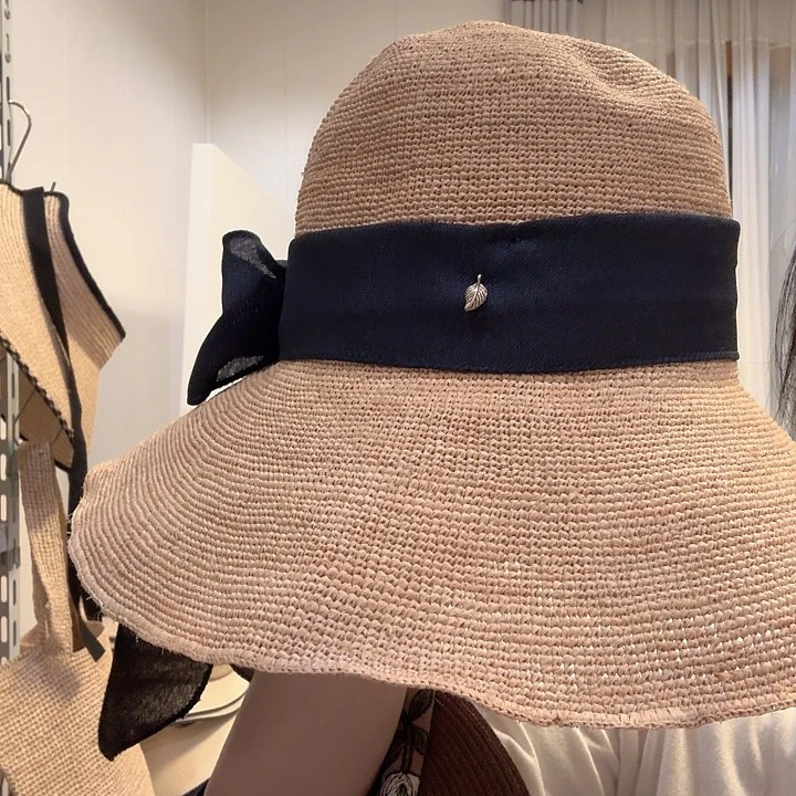 头层牛皮革发货舅舅甘尽苦来