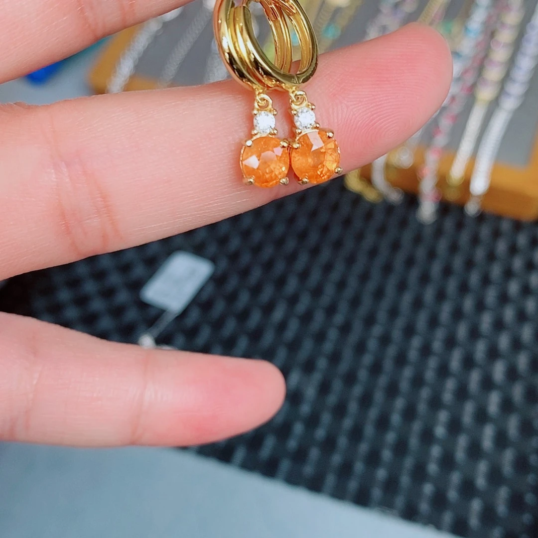 银S925镶嵌石榴石（芬达石）耳饰