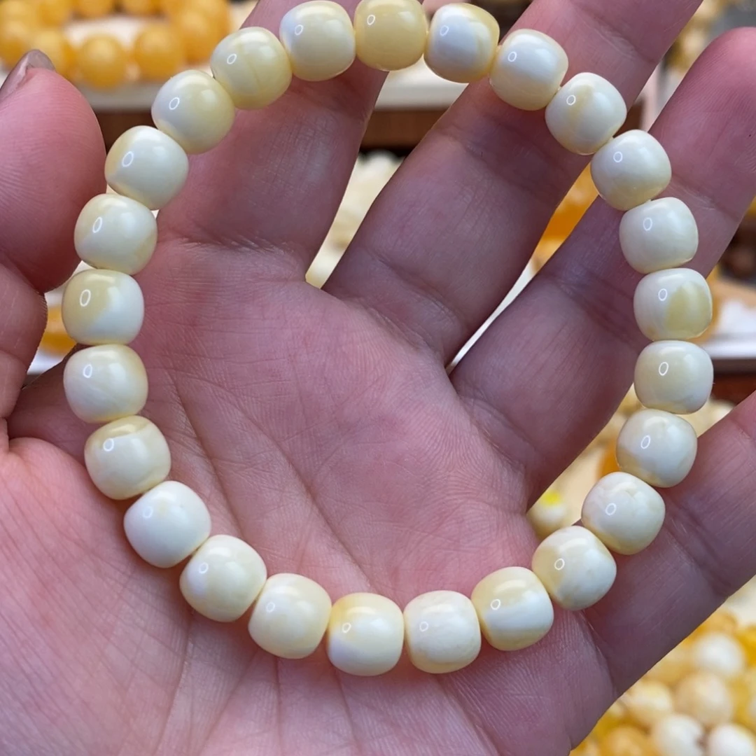 【闪购商品】未镶嵌蜜蜡裸石8.5➕