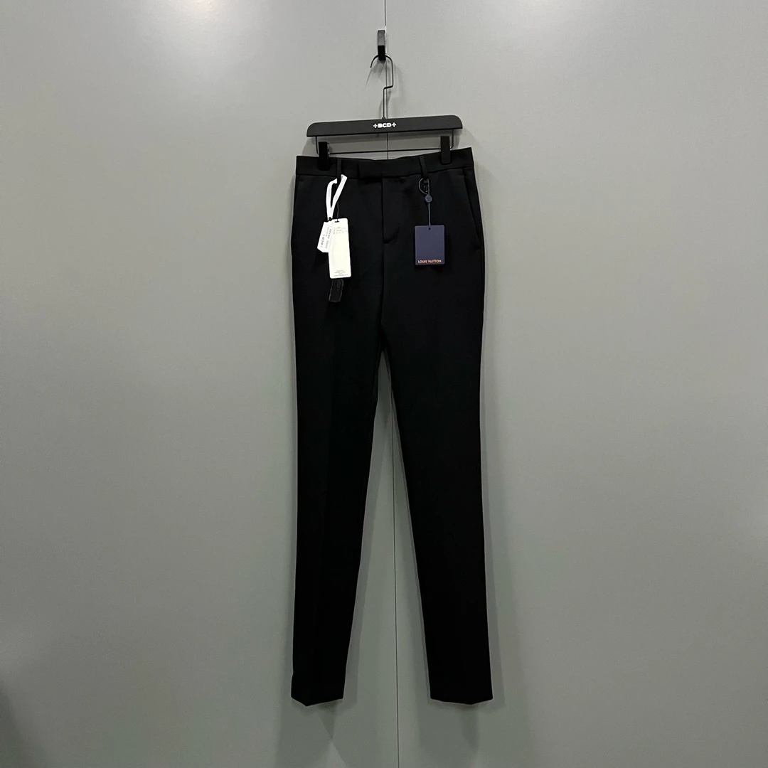 未使用 LouisVuitton/路易威登 (ll) 012396 黑色修身长裤 38码