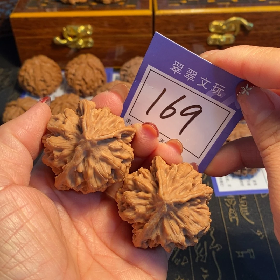 桃核把件169号全品三棱4.1