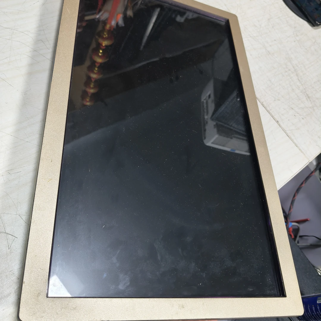 不包邮，正常使用触摸屏一个正常使用