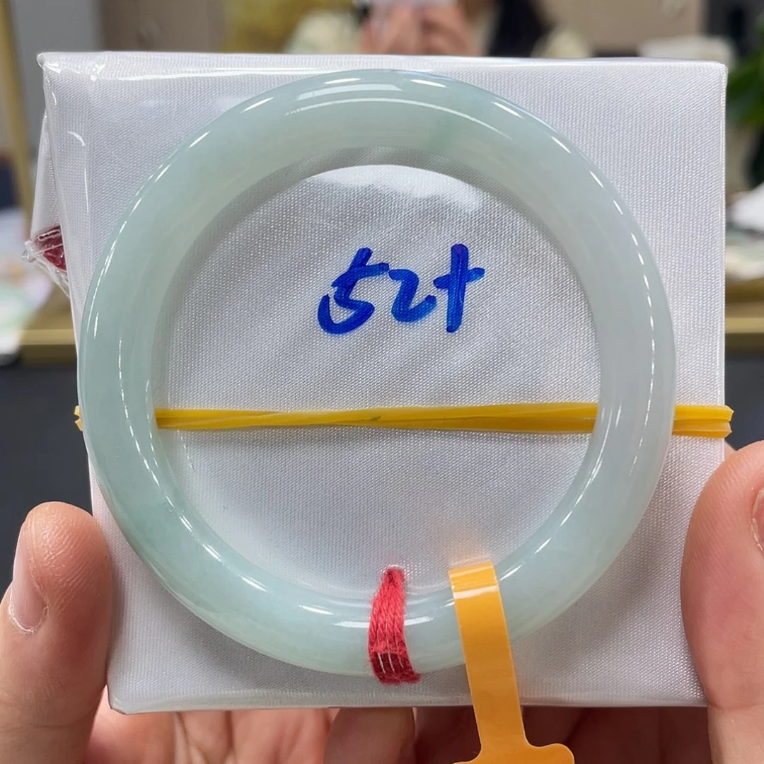 未镶嵌手镯翡翠翡翠