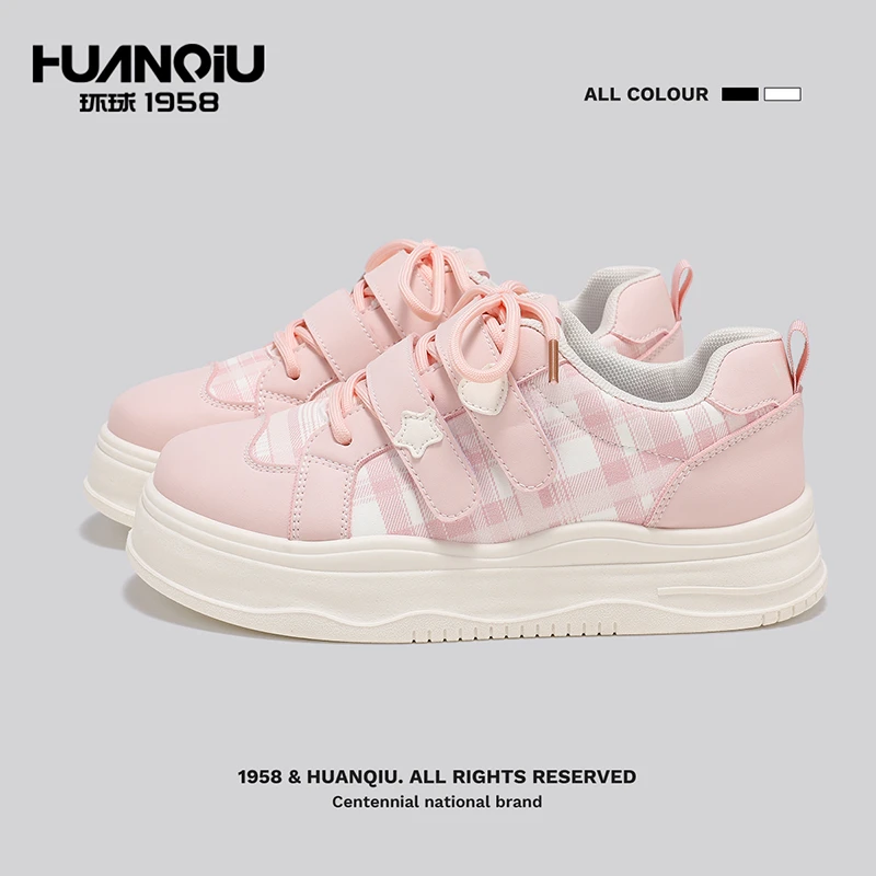 环球小白鞋女2025新款爆款魔术贴格子板鞋女厚底增高学院风运动鞋