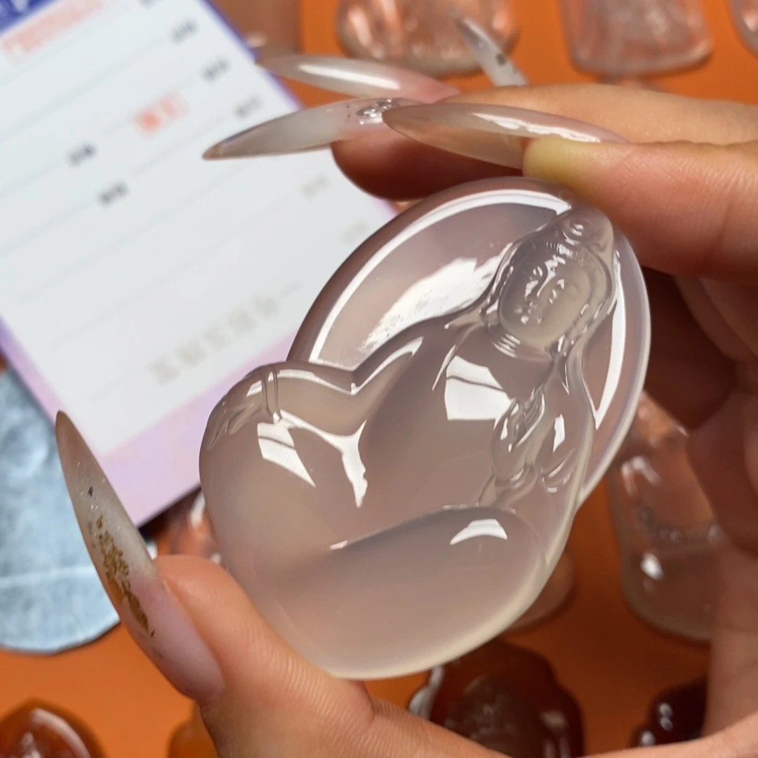 大***张玛瑙/玉髓颈饰未镶嵌