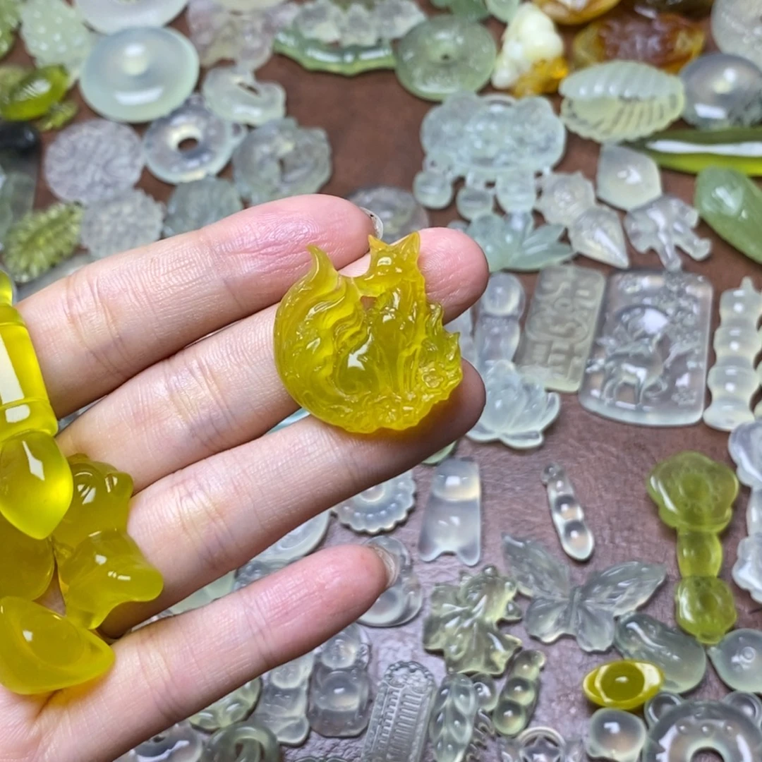 蛇纹石玉合金颈饰