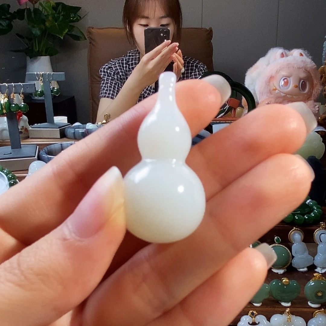 y***a和田玉（白玉）未镶嵌吊坠(不含链)