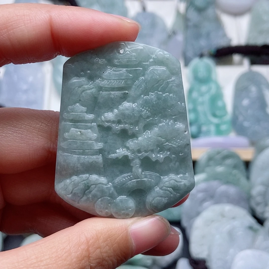 翡翠颈饰未镶嵌翡翠