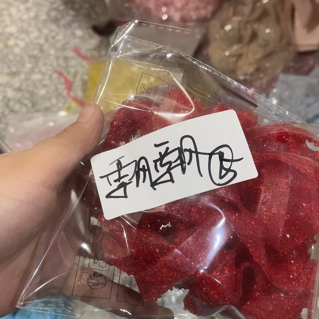 飘***飘给他的小猫一口吃掉你也