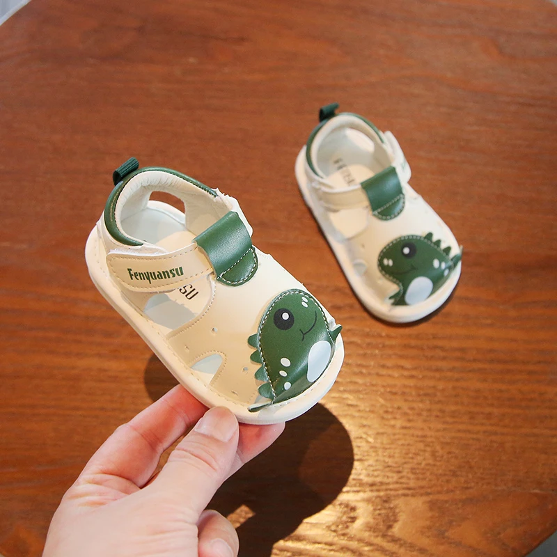 夏季一岁男宝宝叫叫鞋软底6到12个月婴儿凉鞋包头婴幼儿鞋子防滑8
