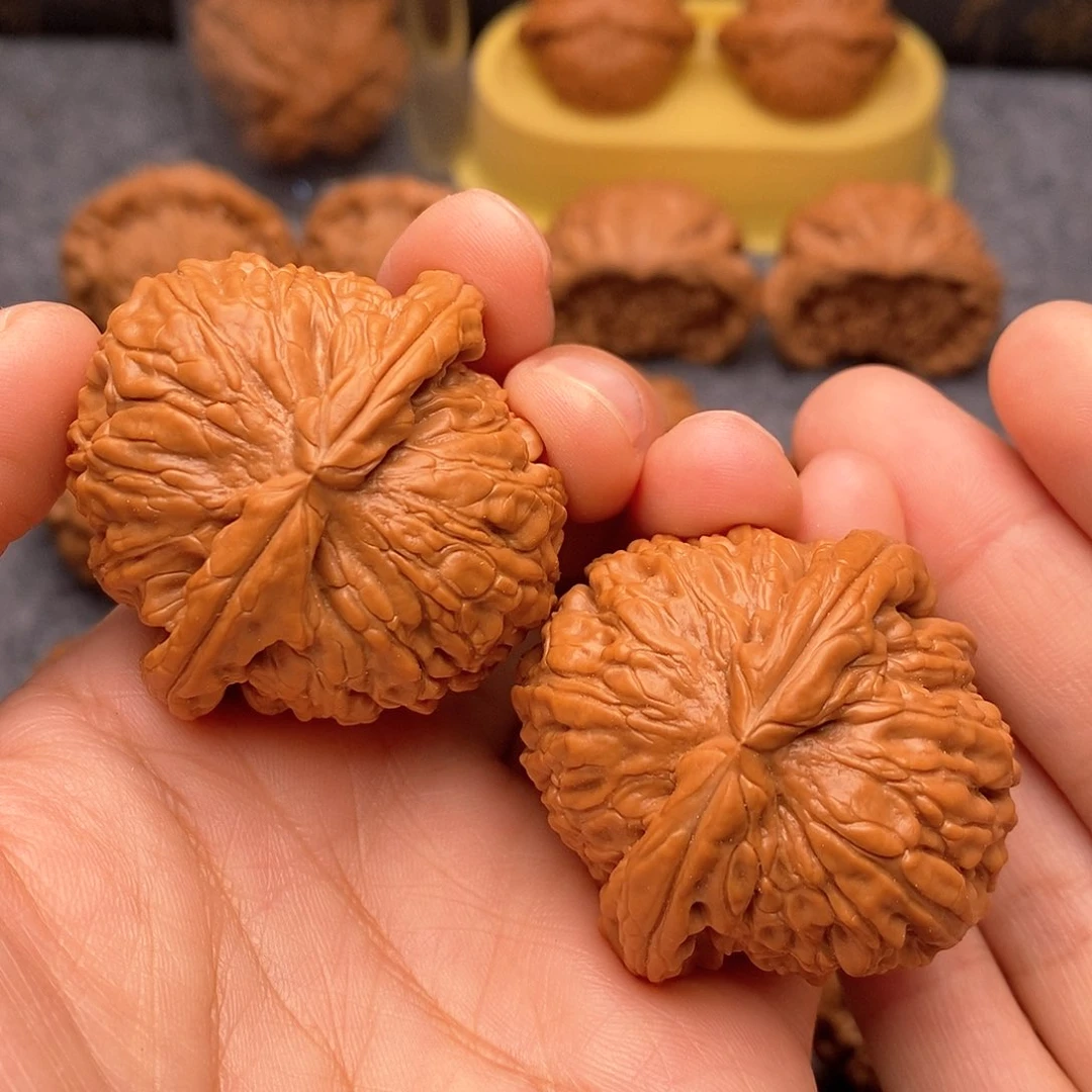 文玩核桃把件白狮子42全品