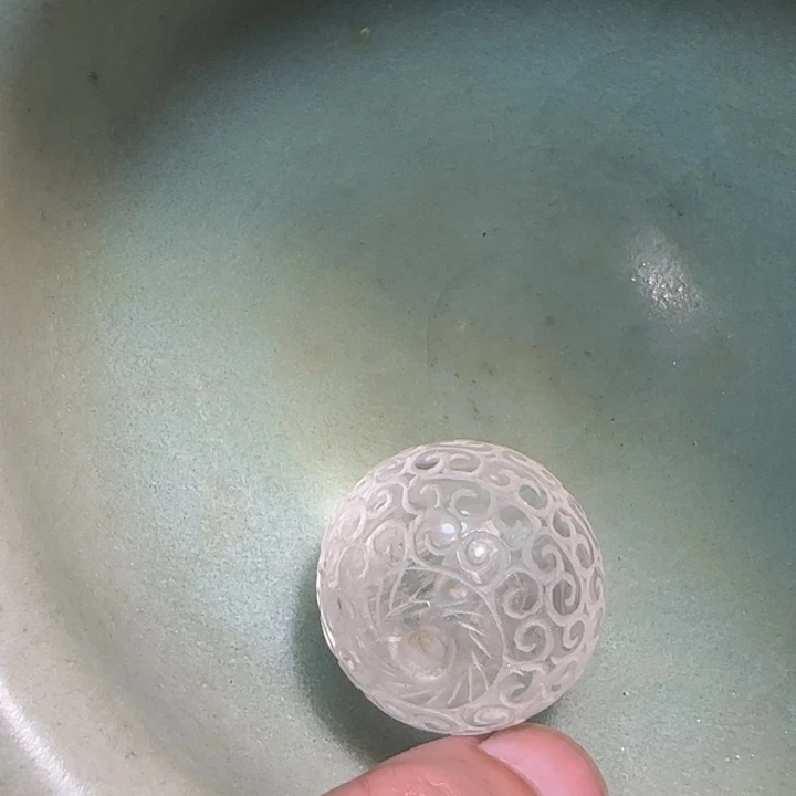 苏***.瓷片富甲一方，富甲一方