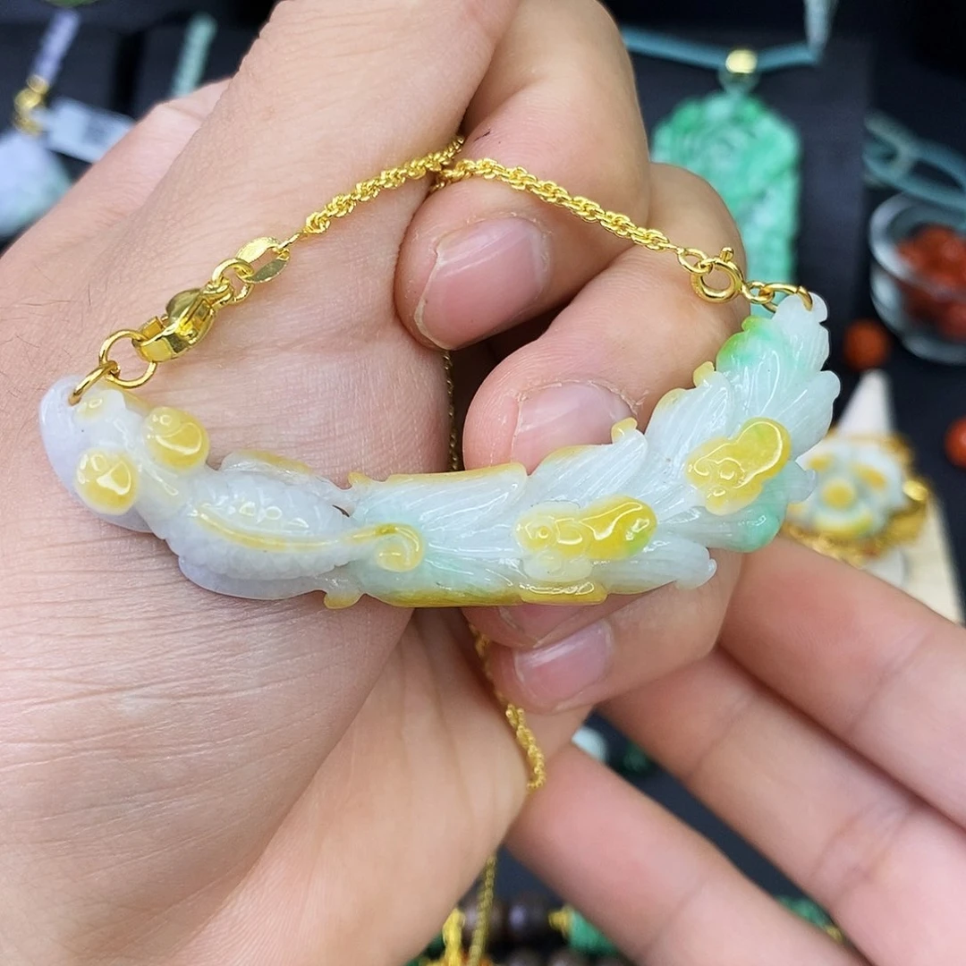 颈饰未镶嵌翡翠吊坠
