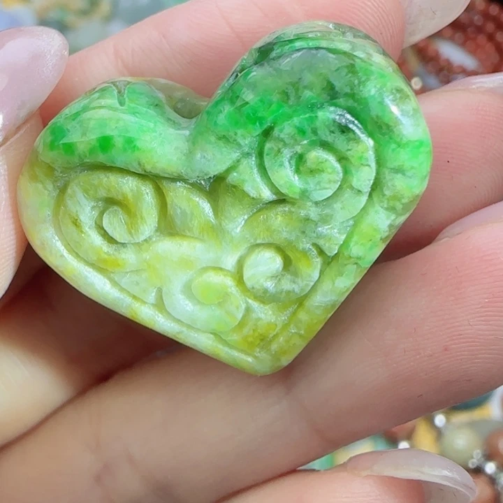 翡翠未镶嵌颈饰天然A货53