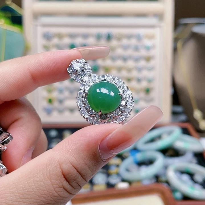 翡翠戒指未镶嵌天然翡翠