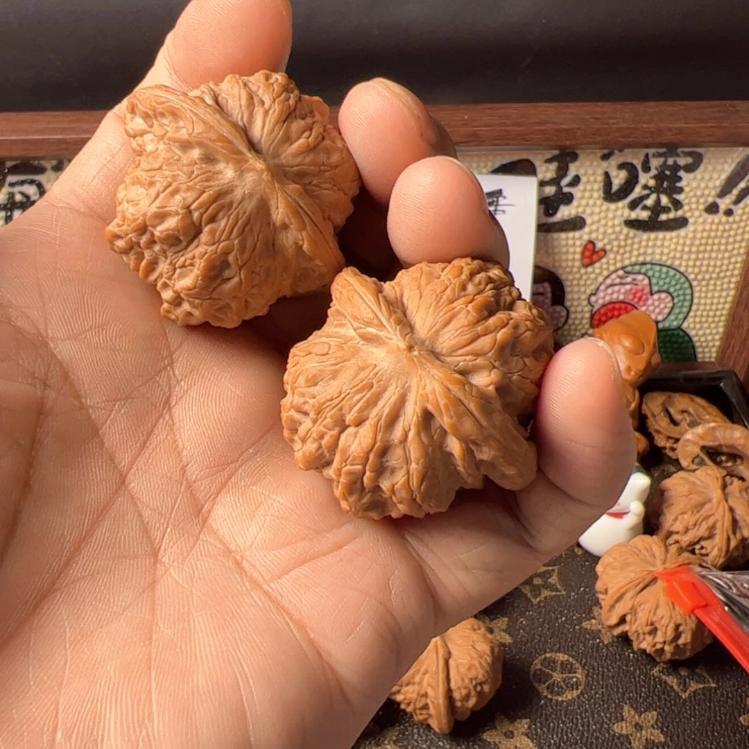 吊坠文玩核桃血麒麟40