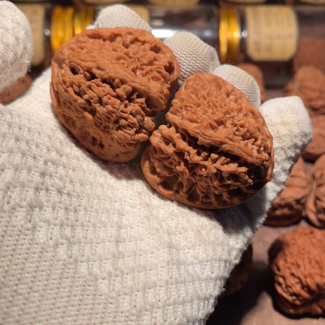 吊坠文玩核桃44三角疆