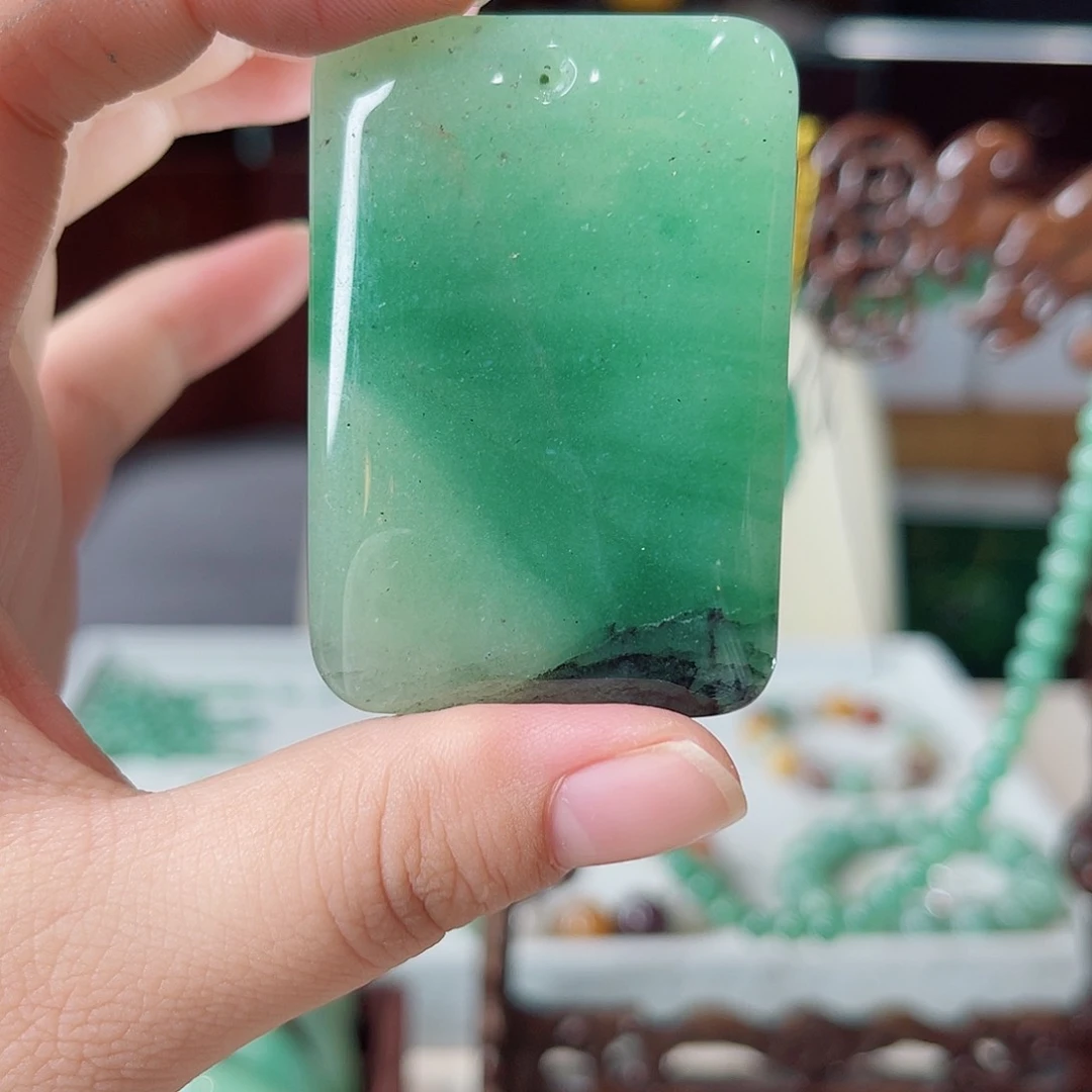 密玉（石英质玉）未镶嵌颈饰