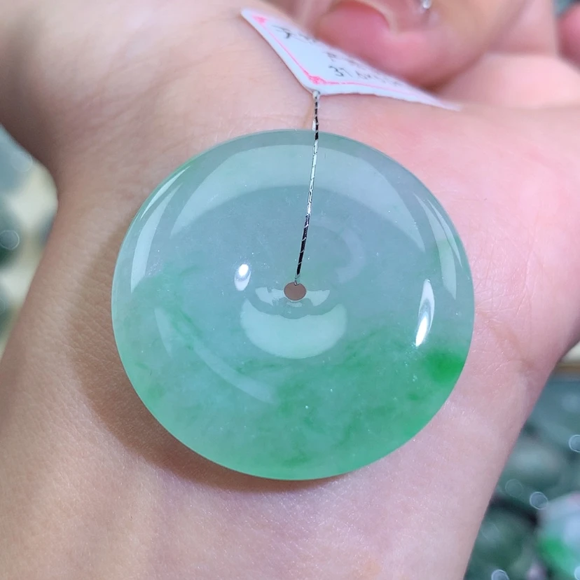 【闪购商品】翡翠未镶嵌吊坠(不含链)