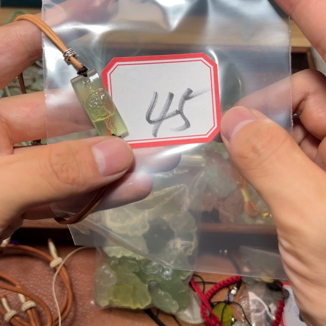 唯***Z蛇纹石玉合金颈饰